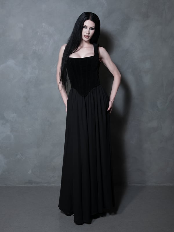 Velvet Corset with Full Skirt for Evening Occasions — Trendy Goth Style