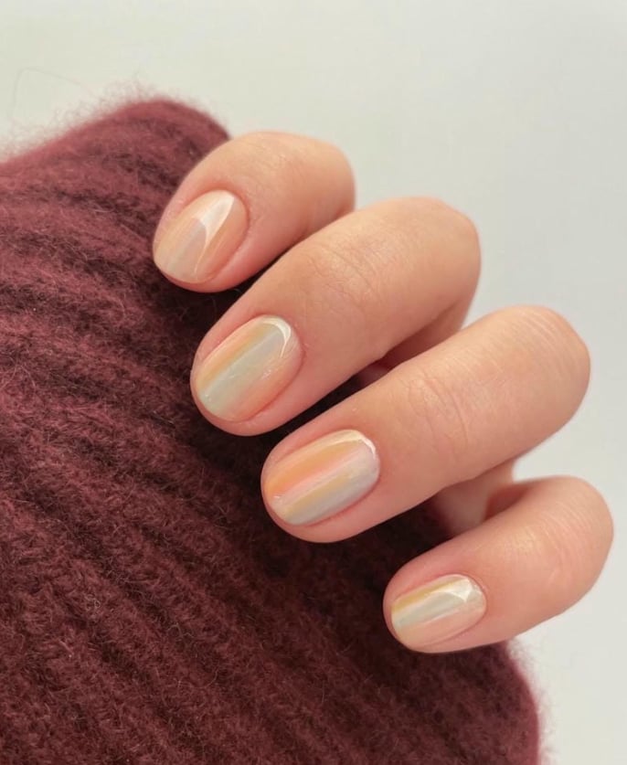 Short Almond Sheer Pink Dainty Floral Glossy Nails — Trendy Japan Nails