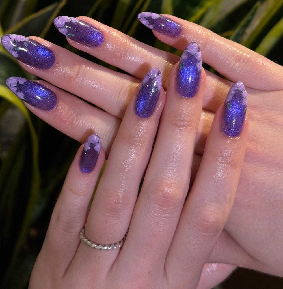 Short Oval Sheer Nude Minimalist French Glossy Nails — Trendy Japan Nails