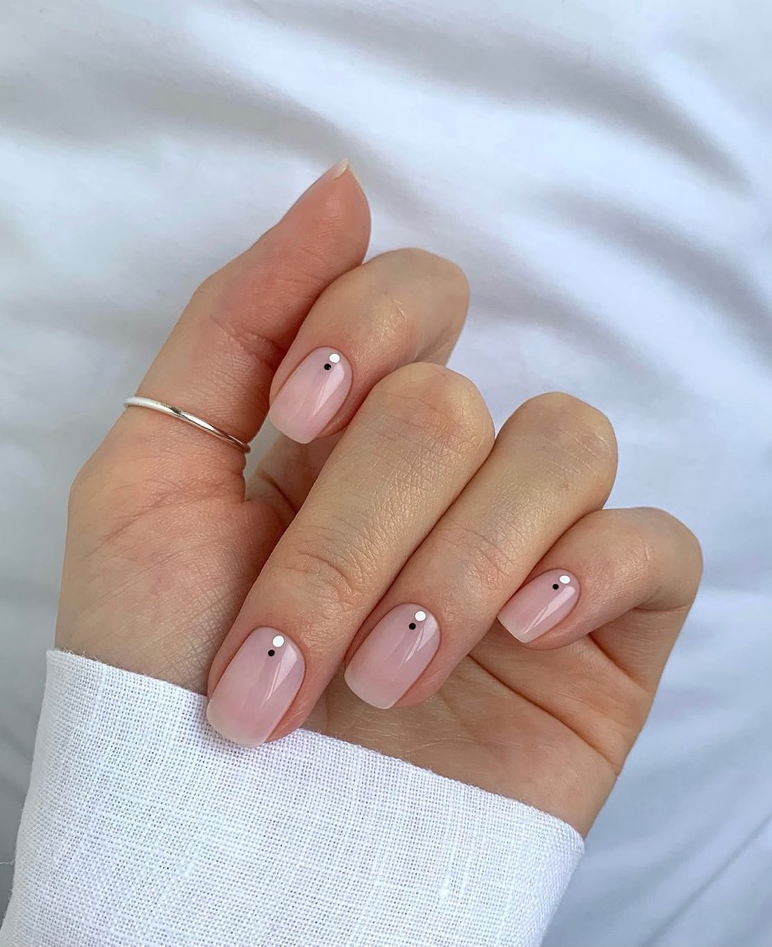 Short Square Milky Pink Minimalist Dot Glossy Nails — Trendy Japan Nails