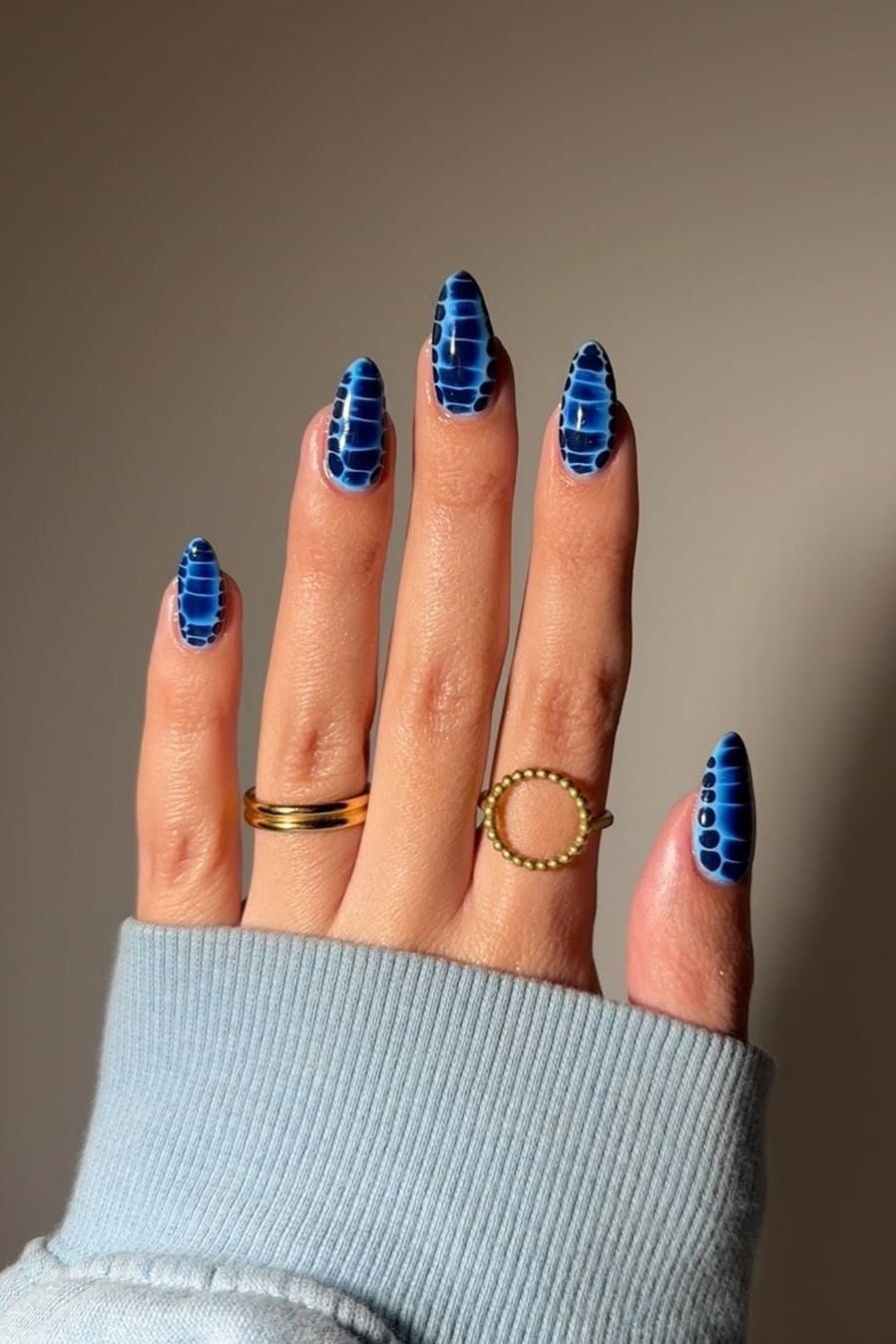 Short Almond Milky Pink Velvet Cat Eye Nails — Trendy Japan Nails