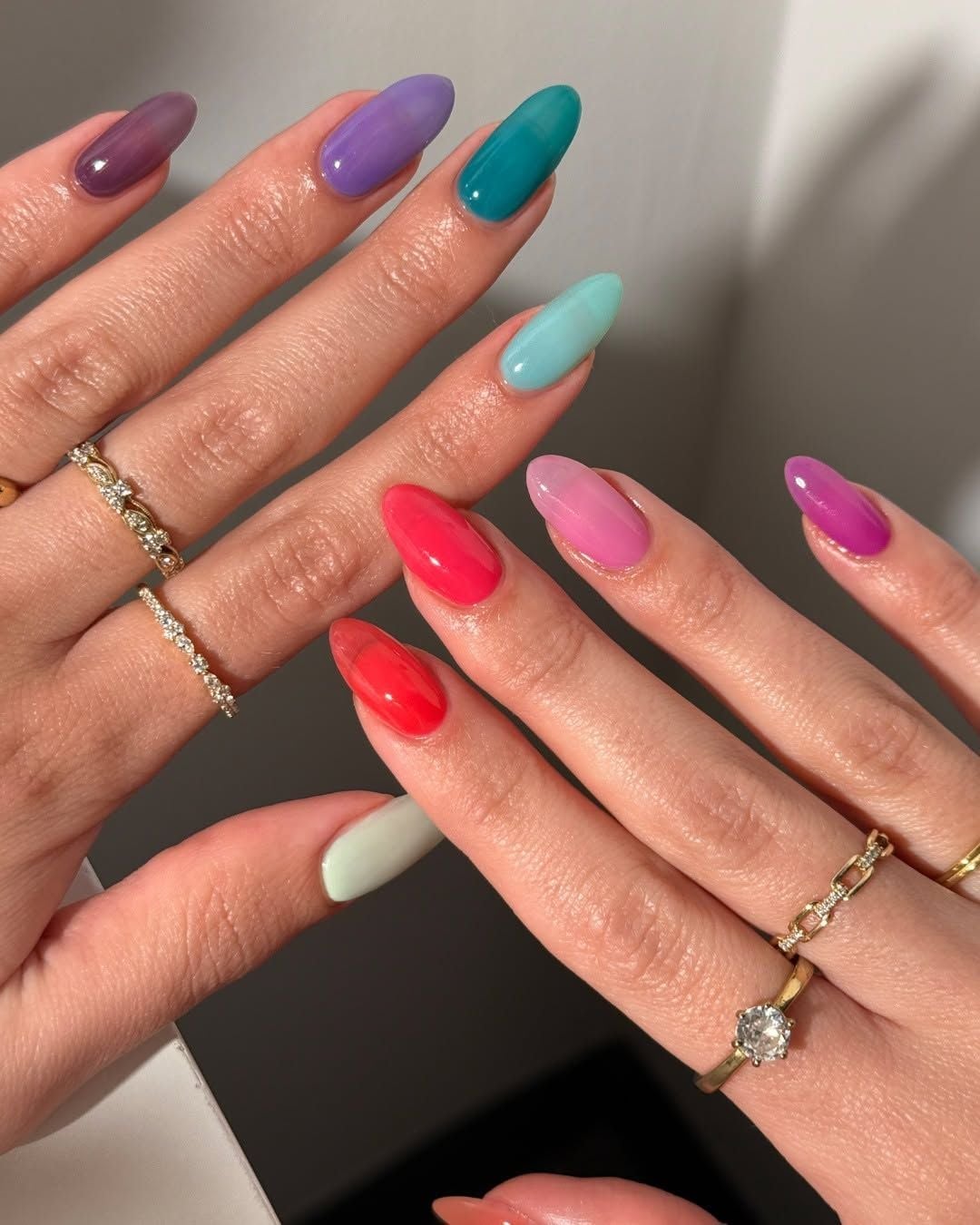 Multi-Color Polka Dot Medium Oval Nails — Trendy Korean Nails