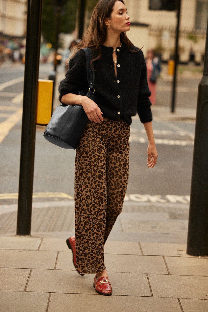 Leopard Print Trousers Elevate Casual Street Style — Trendy Leopard Print Outfits