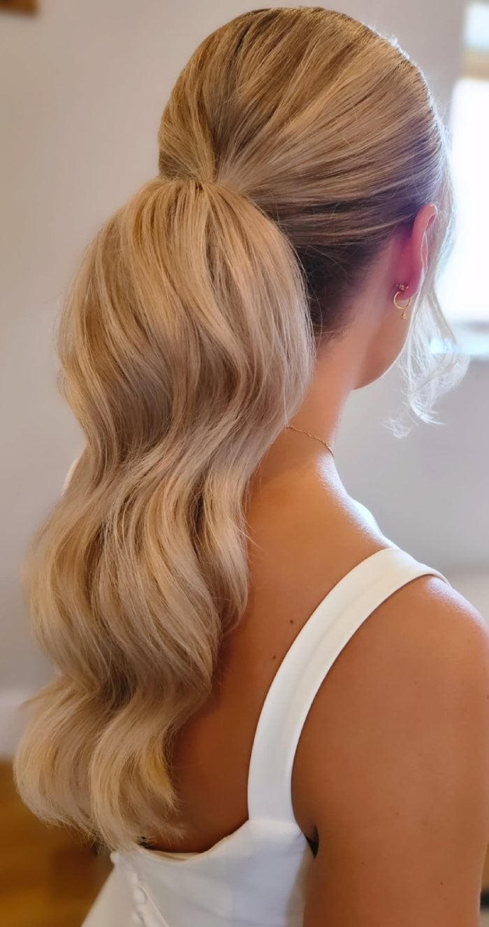 Romantic Blonde Low Ponytail With Soft Waves Romantic Blonde Low Ponytail With Soft Waves — Trendy Low Ponytail Hairstyles