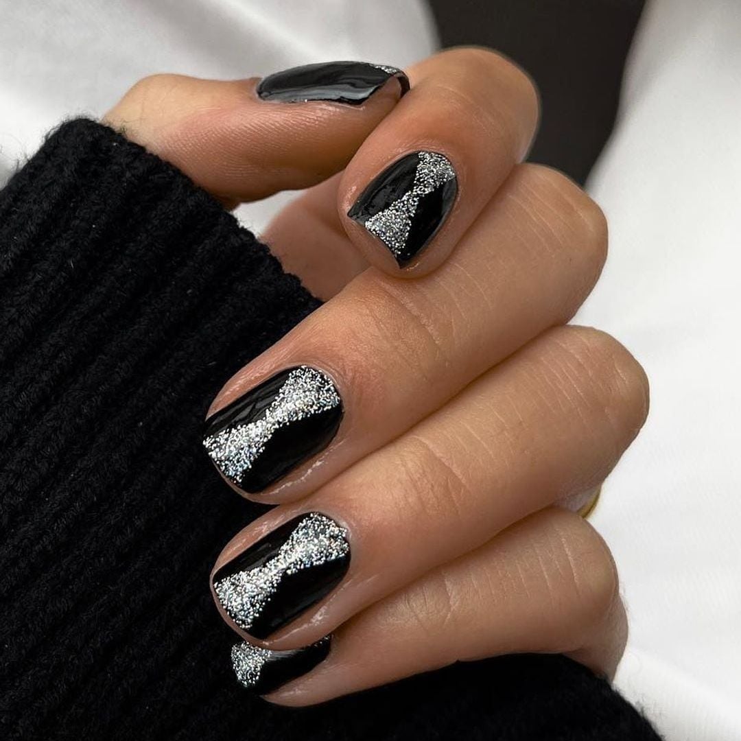 Short Square Glitter Stripe Nails — Trendy Luxury Nails