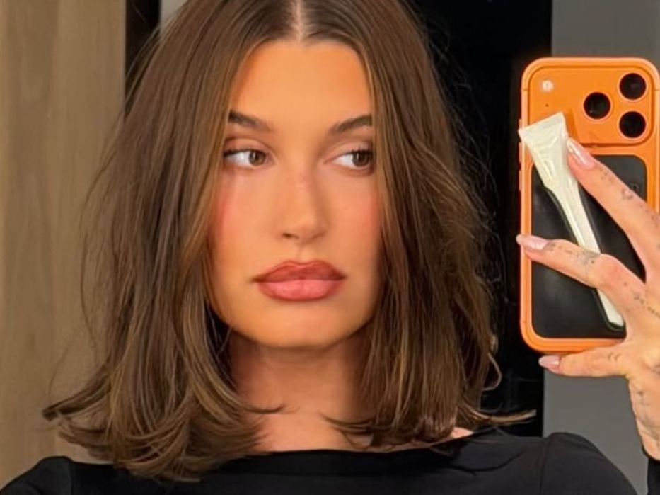 Chin Length Blunt Bob Chin Length Blunt Bob — Trendy Medium Hair