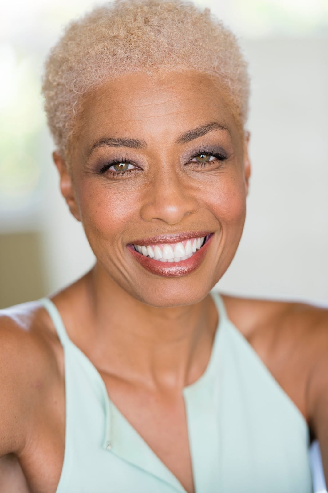 Short Curly Blonde With Short Bangs Short Curly Blonde With Short Bangs — Trendy Natural Hair
