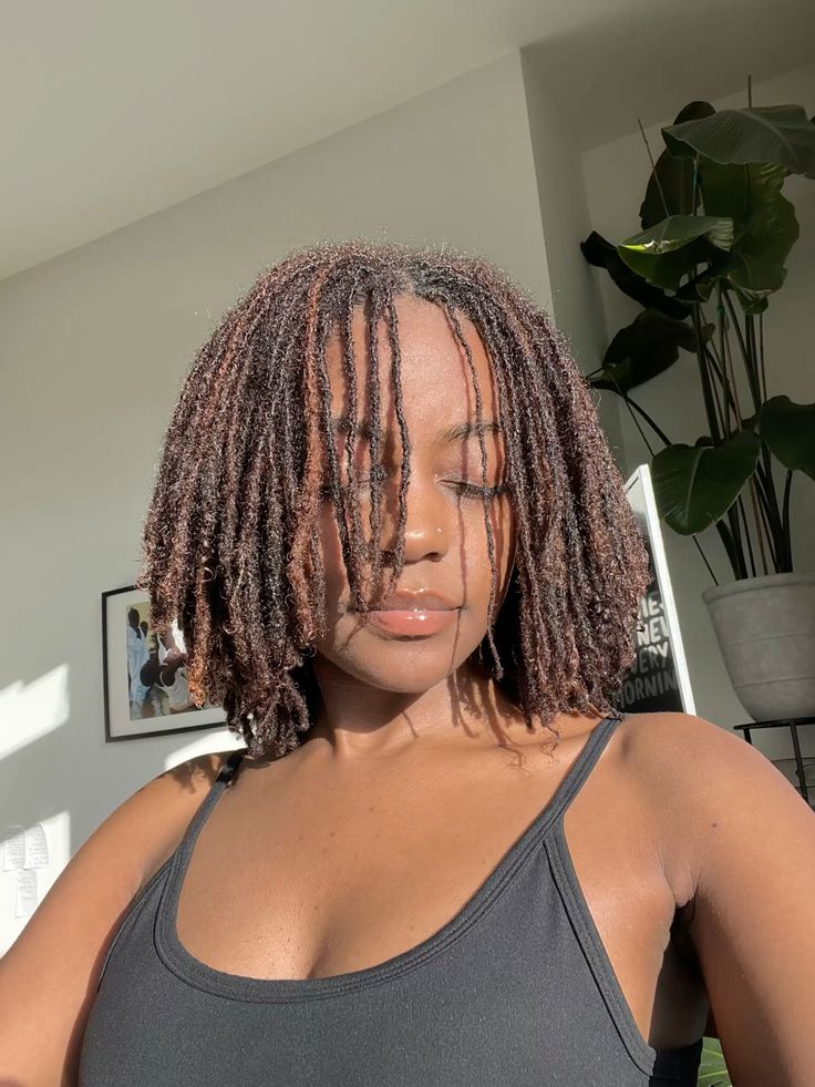 Chin Length Locs With Auburn Highlights Chin Length Locs With Auburn Highlights — Trendy Natural Hair Black Women