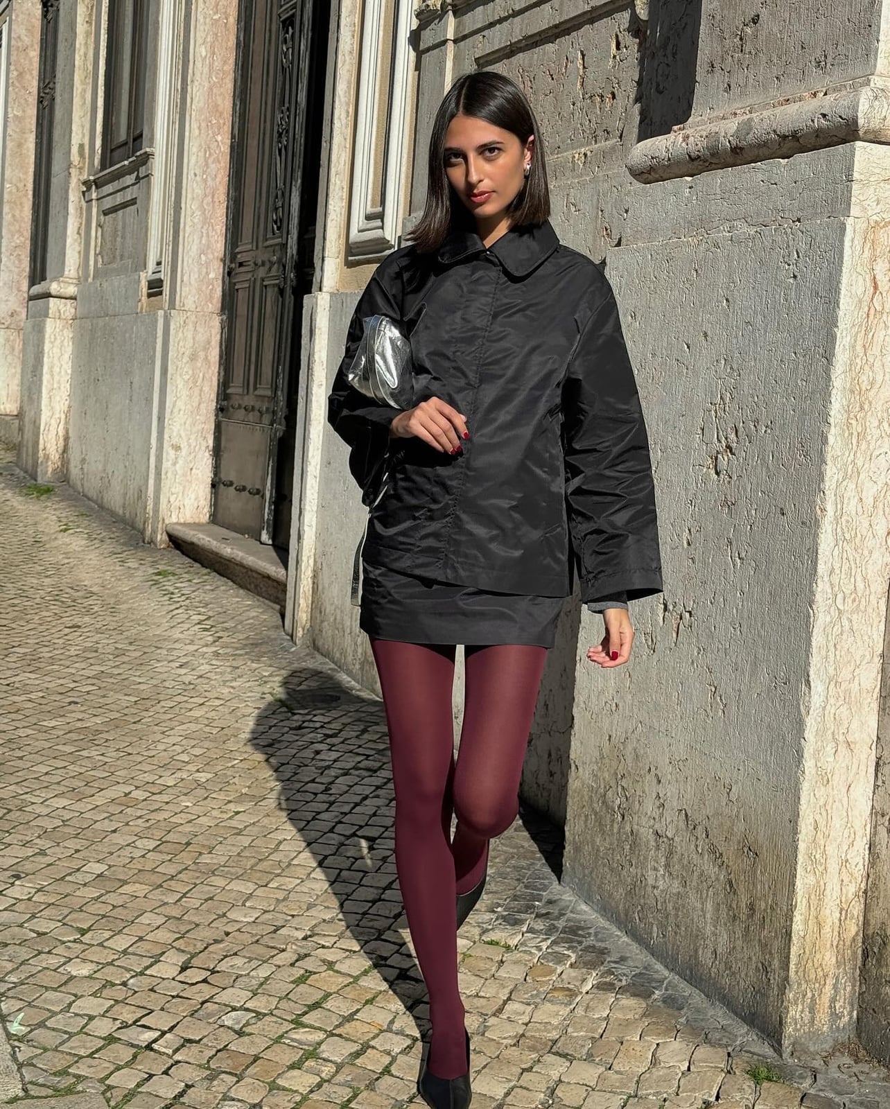 Burgundy Tights With Oversized Jacket And Mini Skirt — Trendy Red Tights Outfit