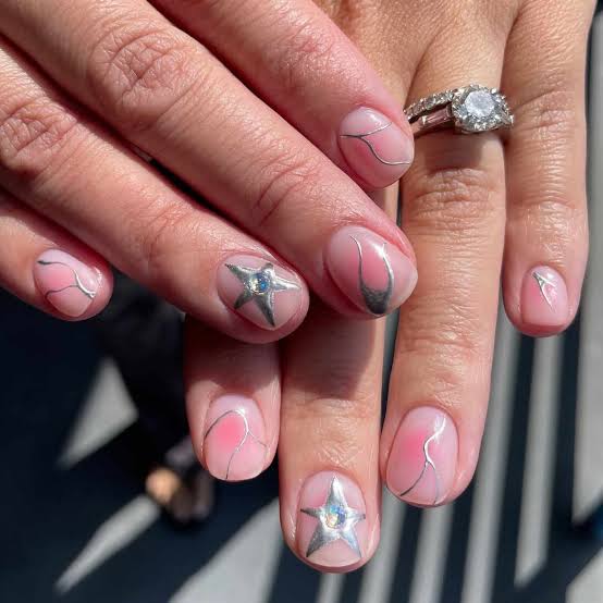 Sheer Pink Silver Line Star Charm Short Nails Sheer Pink Silver Line Star Charm Short Nails — Trendy Short Nails Color