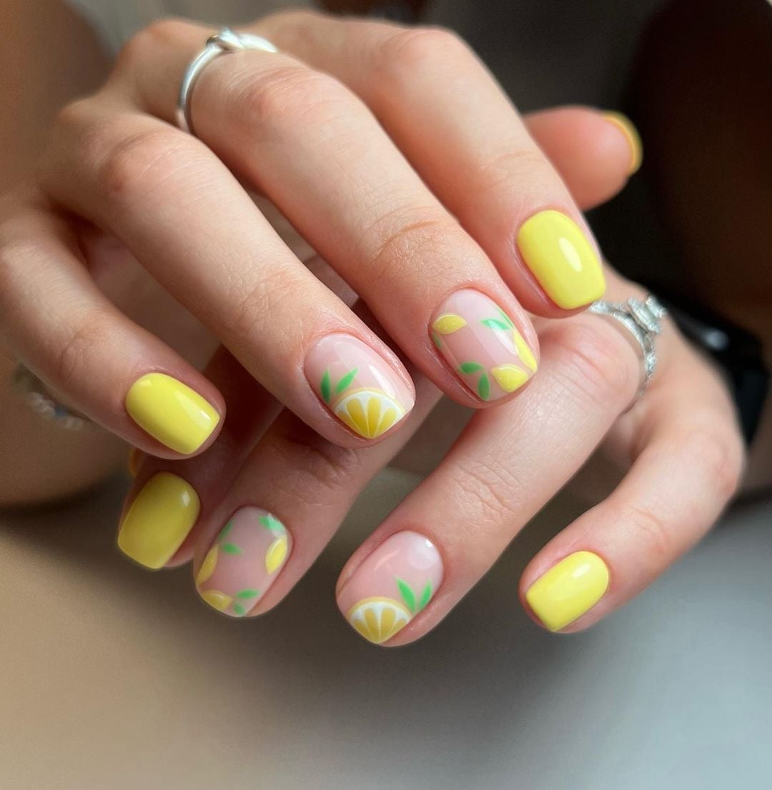 Vibrant Yellow Lemon Leaf Design Short Square Nails Vibrant Yellow Lemon Leaf Design Short Square Nails — Trendy Short Nails Color