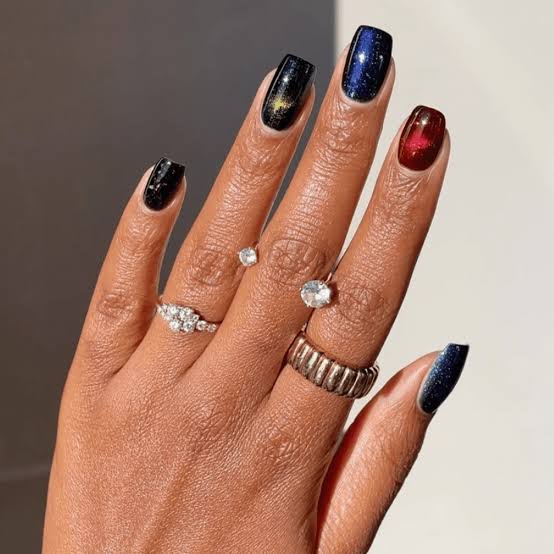 Deep Blue Gray Color Block Dot Short Square Nails Deep Blue Gray Color Block Dot Short Square Nails — Trendy Short Nails Color