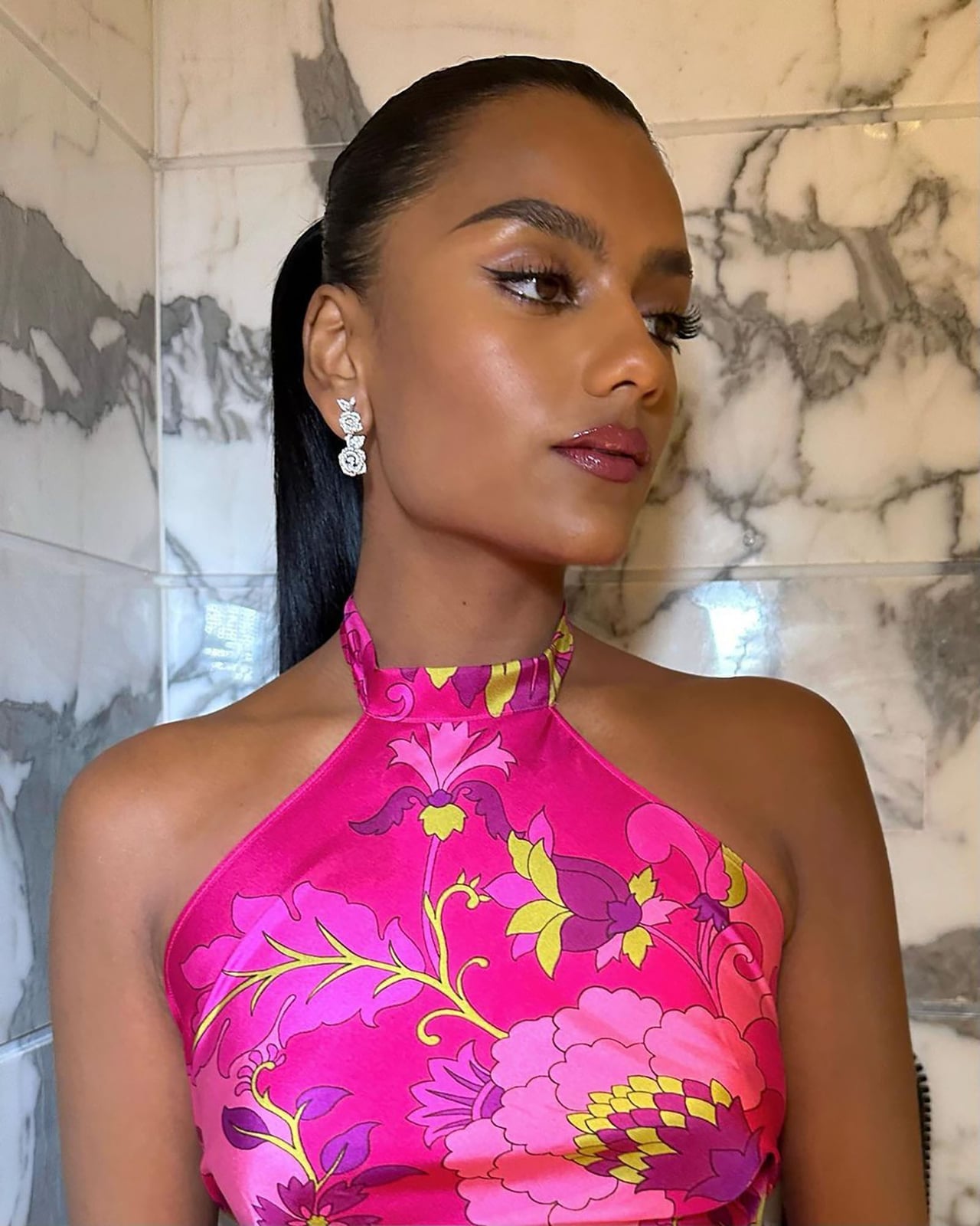 Sleek Mid-Back Side Ponytail — Trendy Slick Back Ponytail