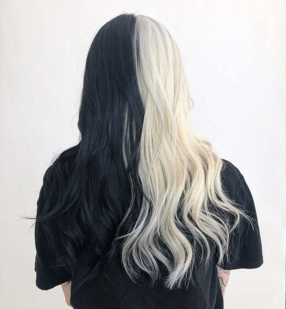 Mid-Back Wavy Black and Blonde Split Mid-Back Wavy Black and Blonde Split — Trendy Split Dye Hair