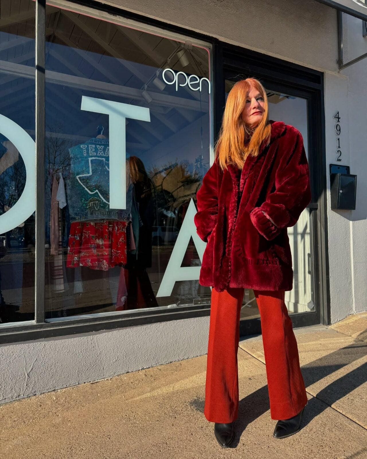 Faux Fur Coat with Corduroy Wide-Leg Pants — Trendy Vintage Outfits