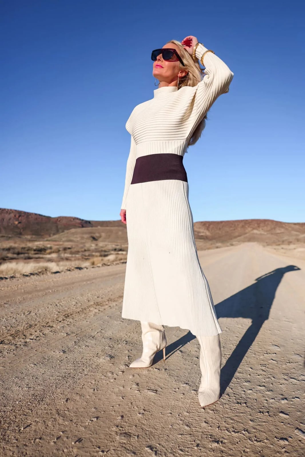 Monochromatic White Dress With Heeled Boots Monochromatic White Dress With Heeled Boots — Trendy White Boots Outfit