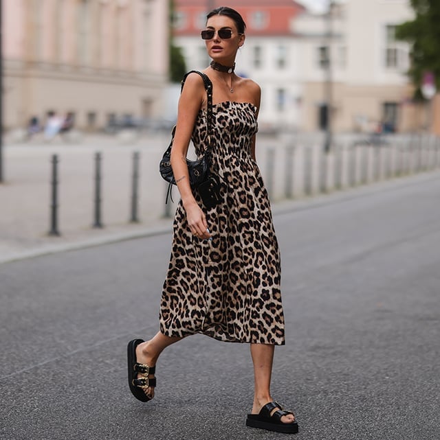 Strapless leopard print midi dress for a day out Strapless leopard print midi dress for a day out — Zoo Outfits